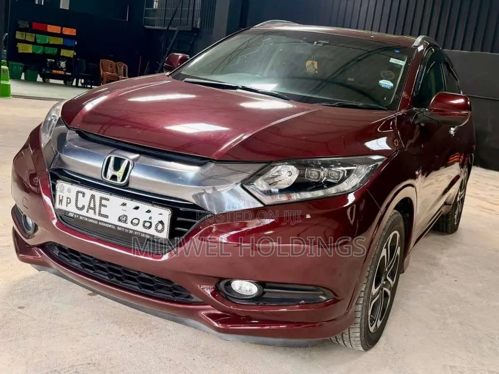 Honda VEZEL Z GRADE 2014 SUV (Used)