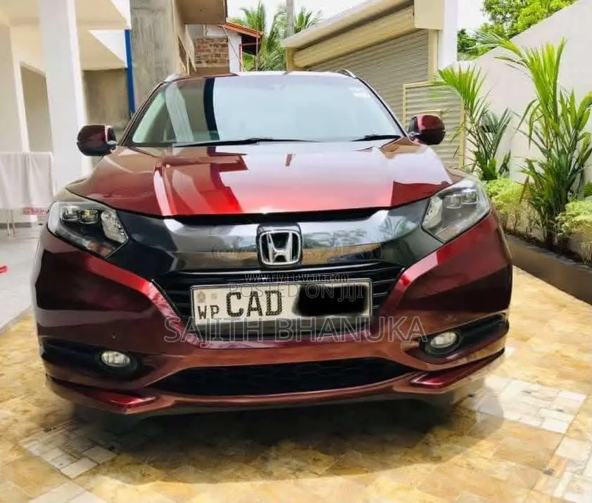 Honda Vezel 2014 SUV (Used)