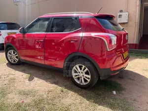 Micro Tivoli 2016 SUV (Used)