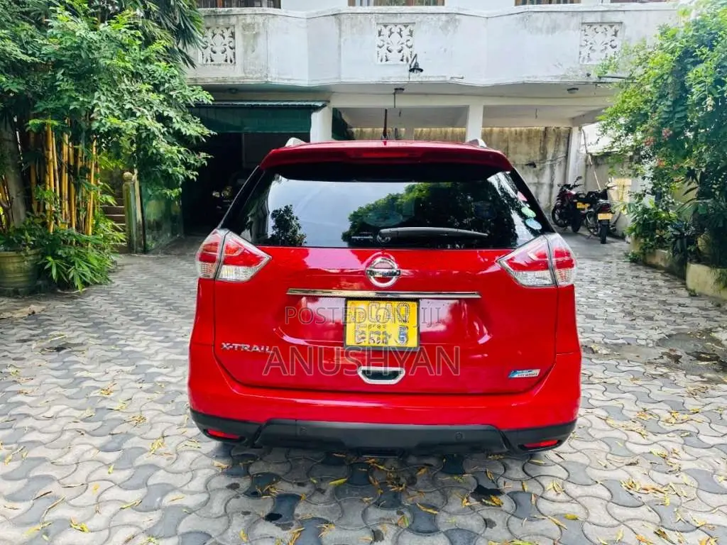 Nissan X-Trail 2015 SUV (Used)