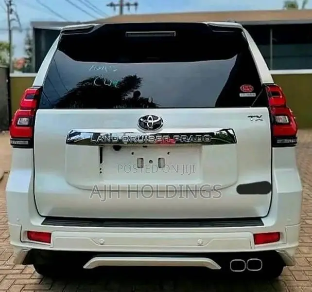 Toyota Land Cruiser Prado TRJ 150 TXL 2023 SUV Unregistered (Reconditi