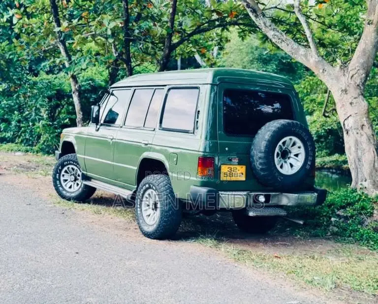 Mitsubishi Pajero 1988 SUV (Used)
