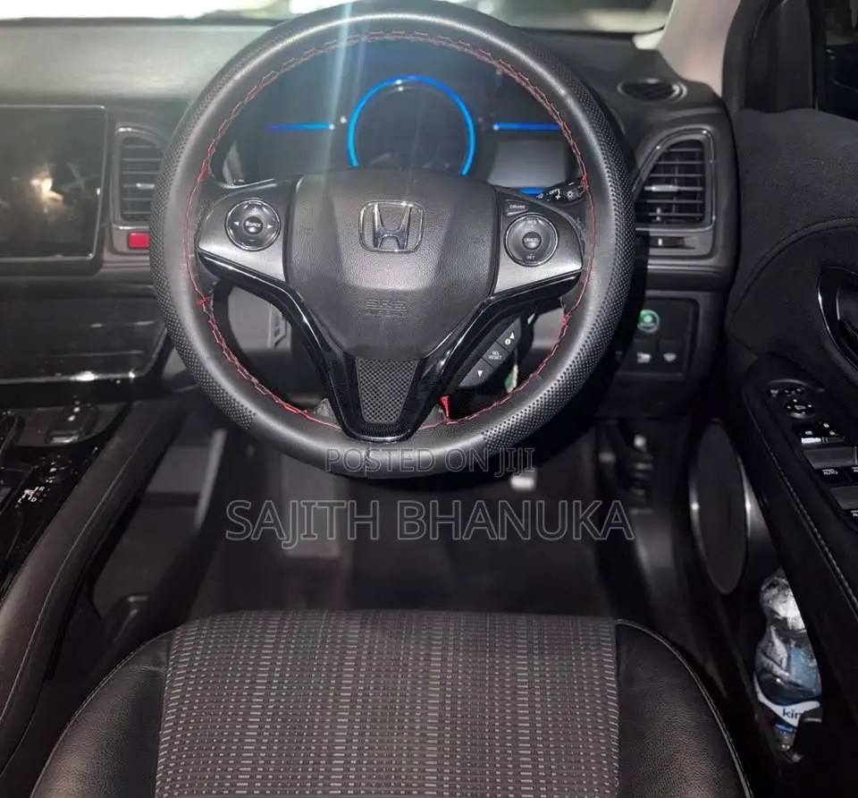 Honda Vezel 2014 SUV (Used)