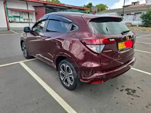 Honda Vezel 2014 SUV (Used)