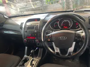 Kia Sorento 2011 SUV (Used)