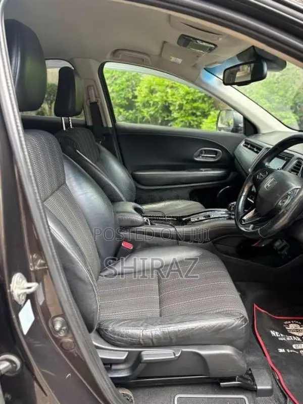 Honda Vezel 2015 SUV (Used)
