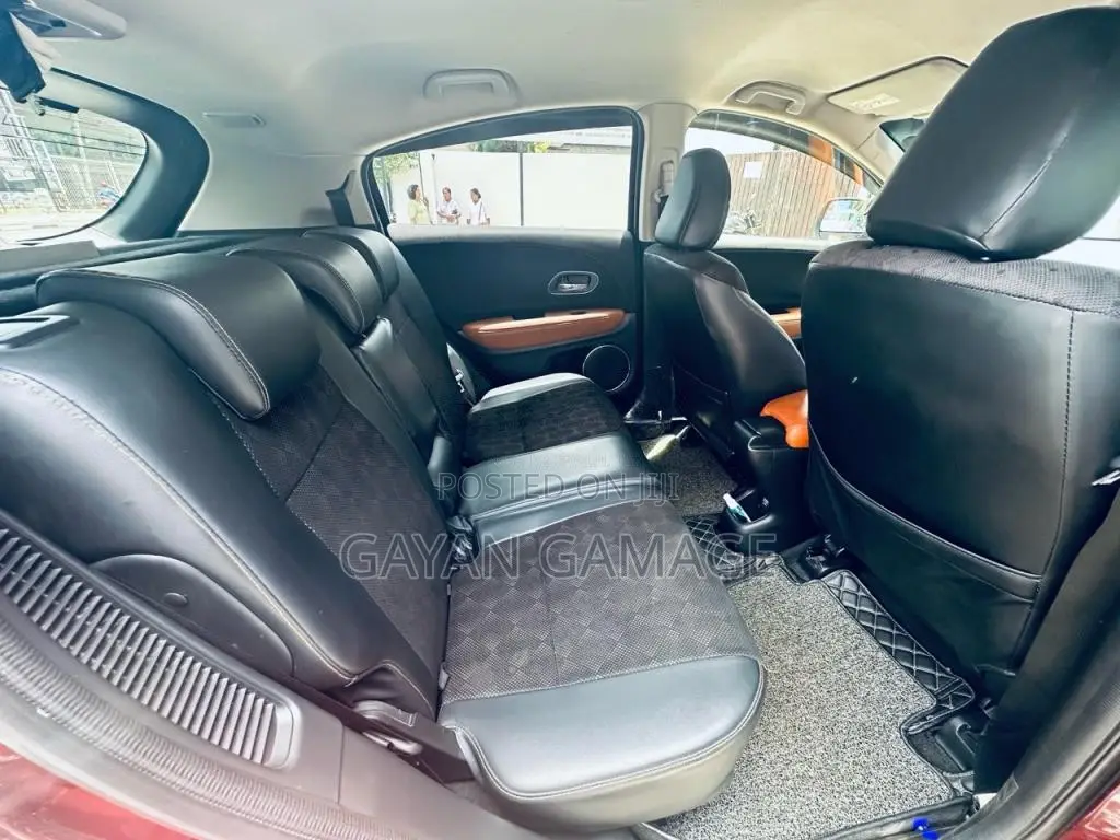 Honda Vezel Orange Pack 2014 SUV (Used)
