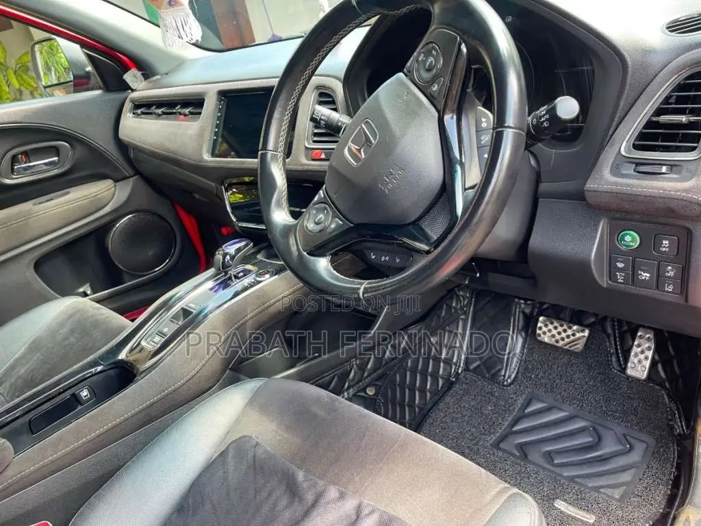 Honda Vezel 2016 SUV (Used)