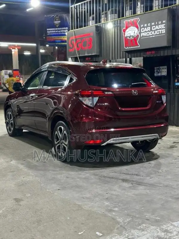 Honda Vezel 2014 SUV (Used)