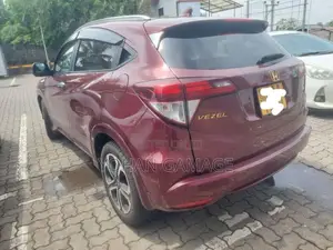Honda Vezel 2014 SUV (Used)