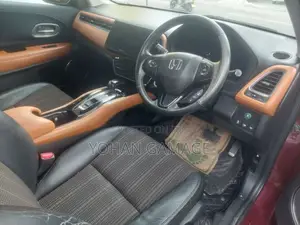 Honda Vezel 2014 SUV (Used)