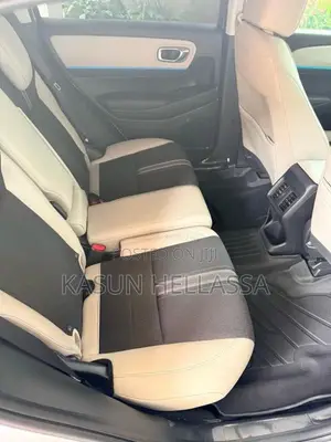 Honda Vezel 2025 SUV (Used)