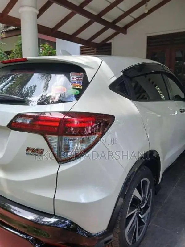 Honda Vezel 2017 SUV (Used)