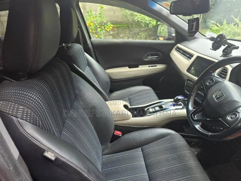 Honda Vezel Z grade 2016 SUV (Used)