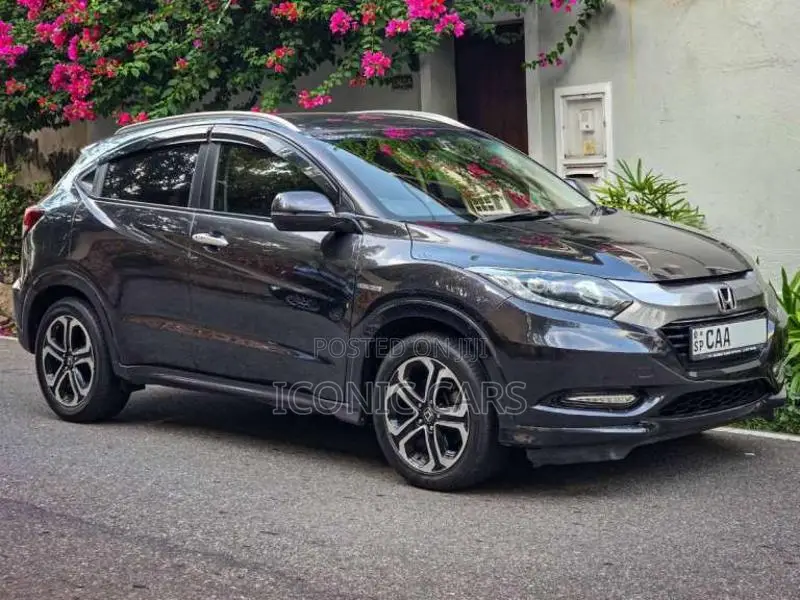Honda Vezel Z 2014 SUV (Used)