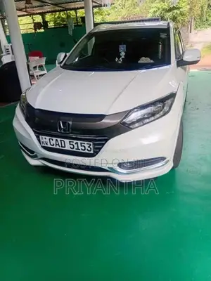 Honda Vezel 2015 SUV (Used)