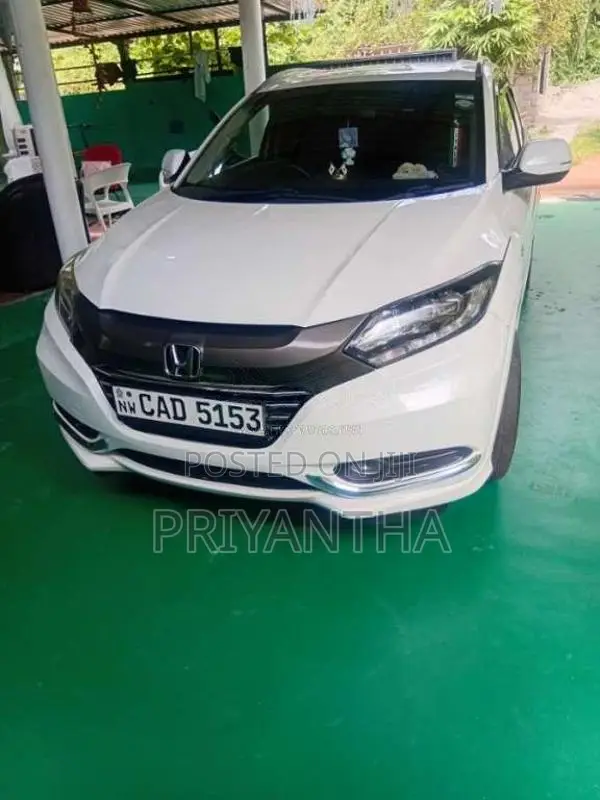 Honda Vezel 2015 SUV (Used)