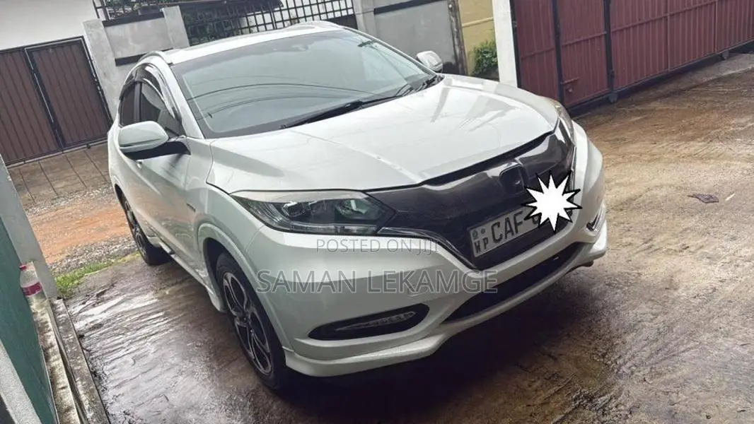 Honda Vezel Z 2015 SUV (Used)