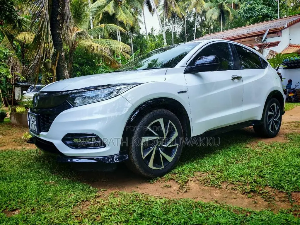 Honda Vezel RS LED 2018 SUV (Used)