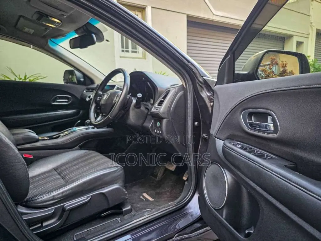 Honda Vezel Z 2014 SUV (Used)