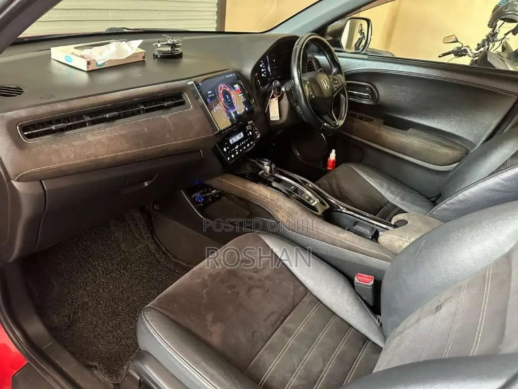 Honda VEZEL RS SENSING 2018 SUV (Used)