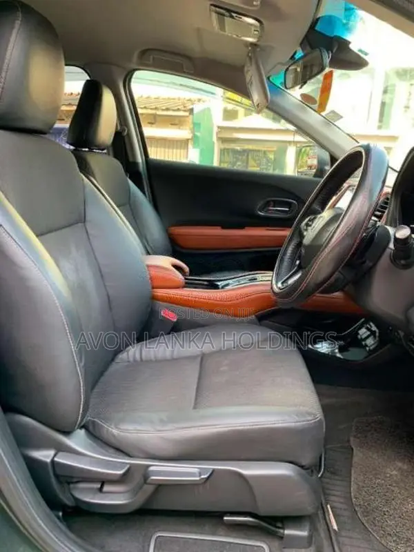 Honda Vezel 2013 SUV (Used)