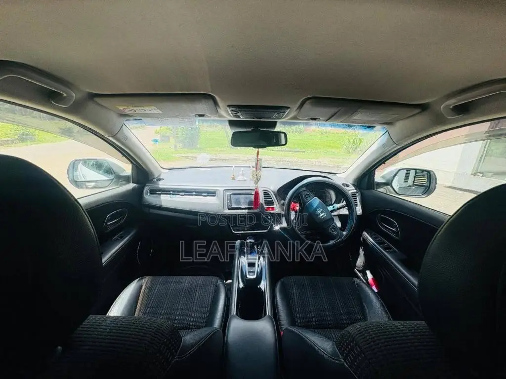 Honda Vezel 2014 SUV (Used)