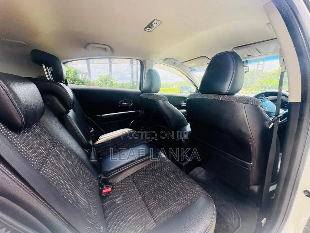 Honda Vezel 2014 SUV (Used)