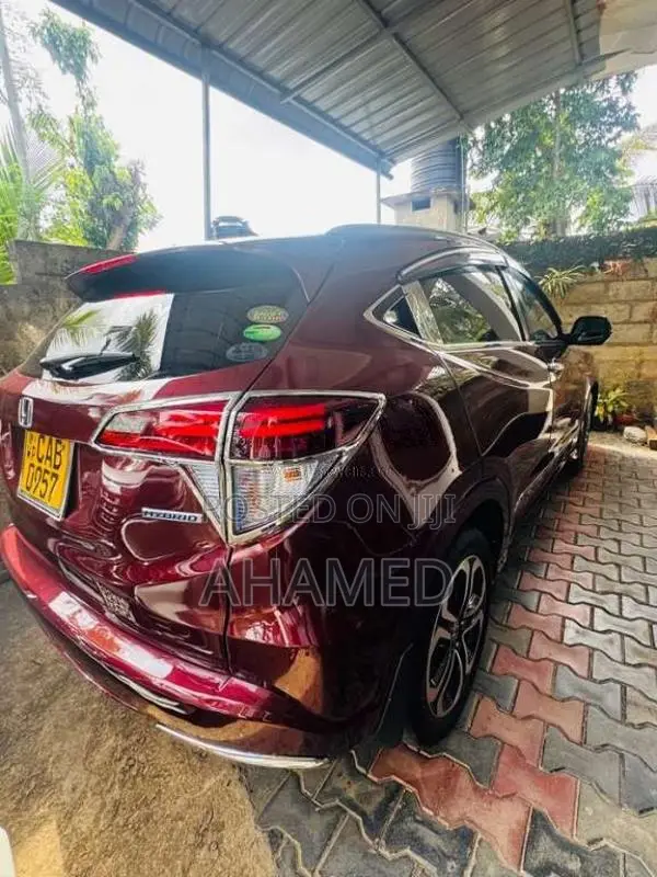 Honda Vezel Z Orange 2014 SUV (Used)