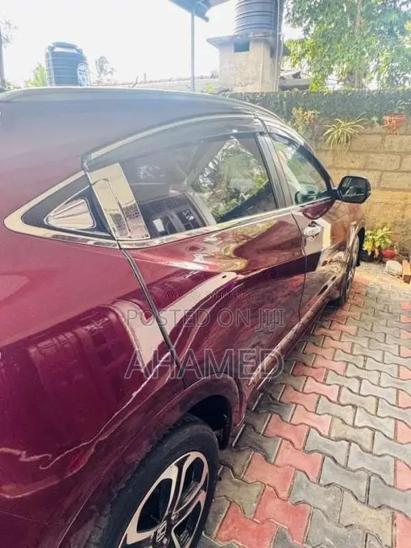 Honda Vezel Z Orange 2014 SUV (Used)
