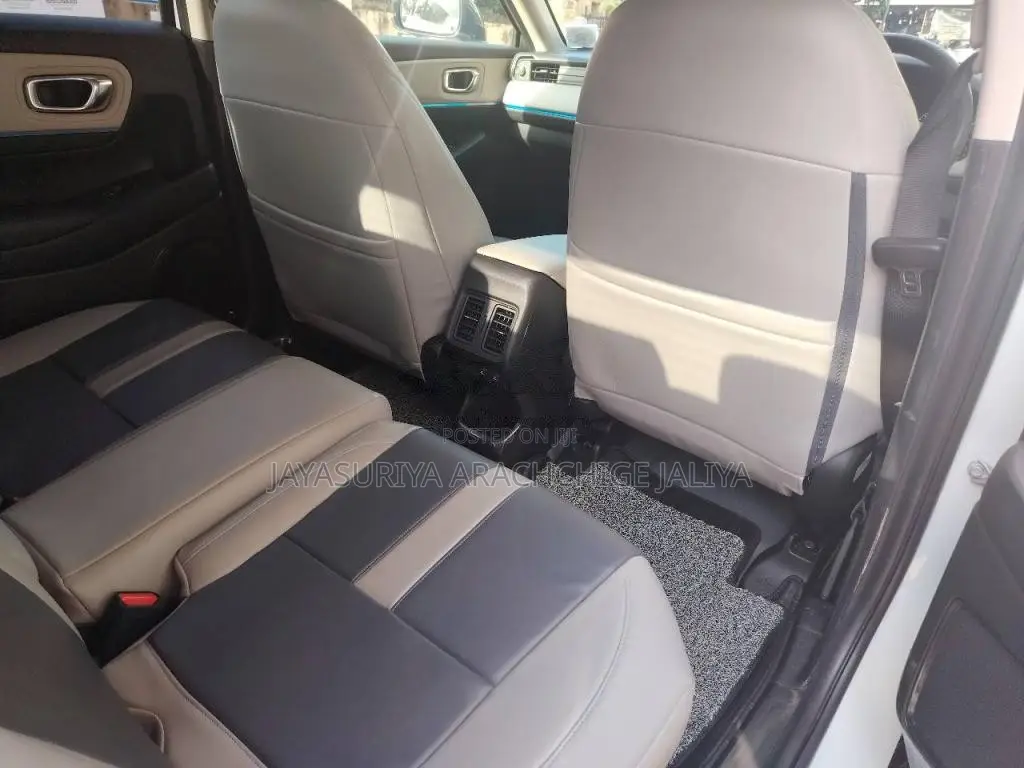 Honda Vezel 2024 SUV (Used)