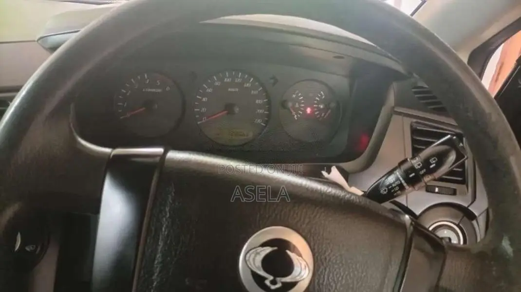 Micro Kyron 2008 SUV (Used)