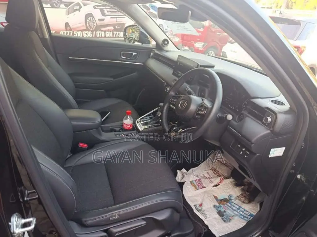 Honda Vezel Z Premium 10sps 2023 SUV Unregistered (Recondition)