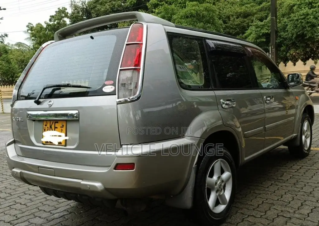 Nissan X-trail 2003 SUV (Used)