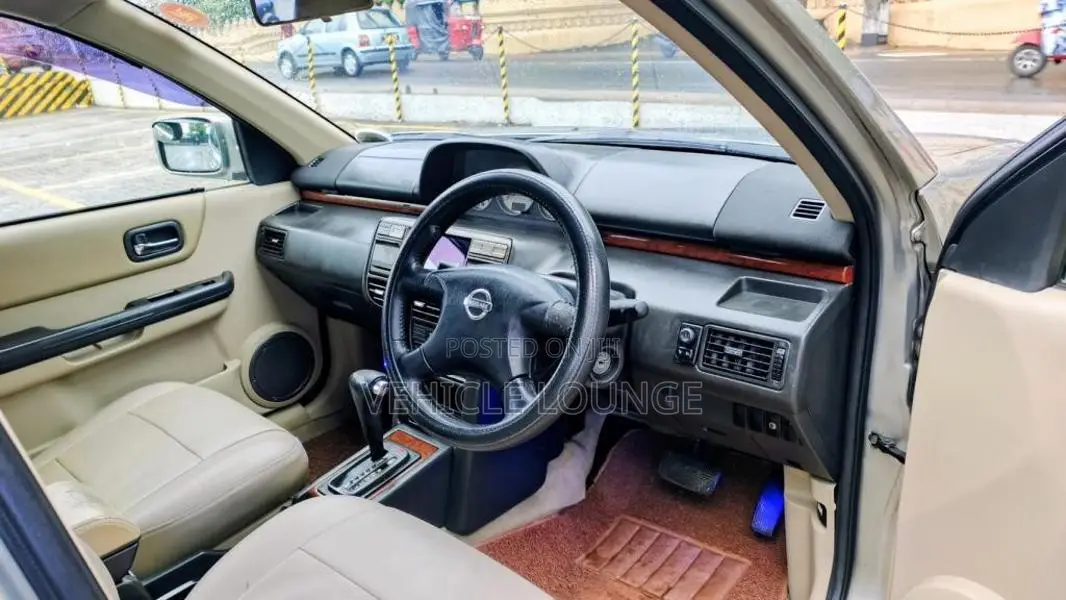 Nissan X-trail 2003 SUV (Used)