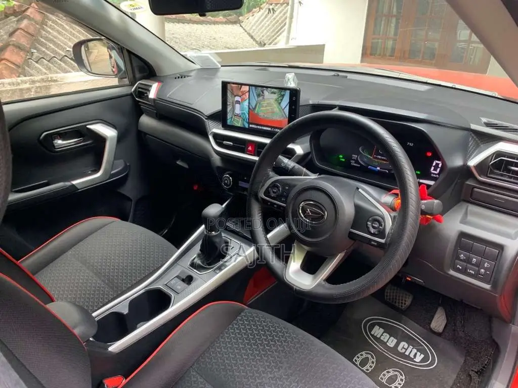 Daihatsu Rocky Hybrid 2023 SUV (Used)