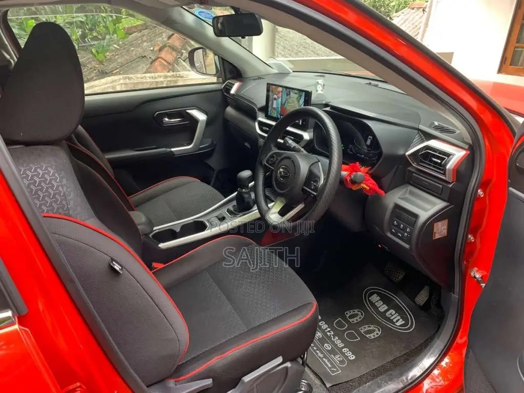 Daihatsu Rocky Hybrid 2023 SUV (Used)