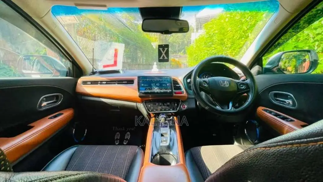 Honda Vezel Orange Pack 2014 SUV (Used)