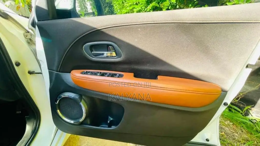 Honda Vezel Orange Pack 2014 SUV (Used)