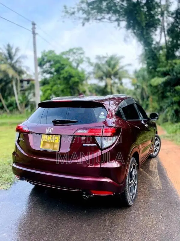 Honda Vezel Z Grade 2014 SUV (Used)