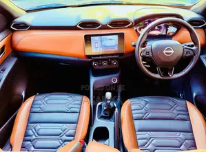 Nissan Magnite TEKNA PLUS EZ-SHIFT 2025 SUV (Used)