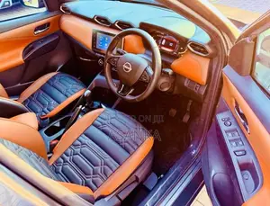 Nissan Magnite TEKNA PLUS EZ-SHIFT 2025 SUV (Used)