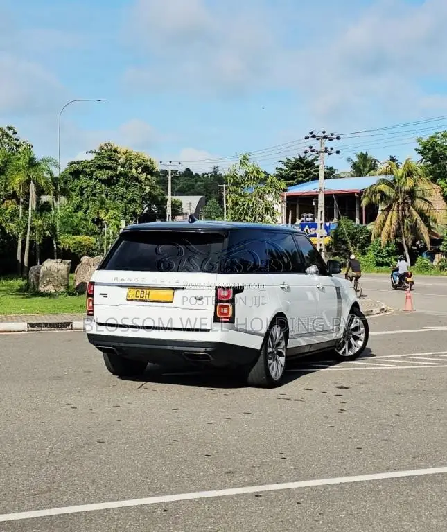 Range-Rover Autobiography P400e LWB COMFORT PLUS SIGNATURE 2018 SUV (U