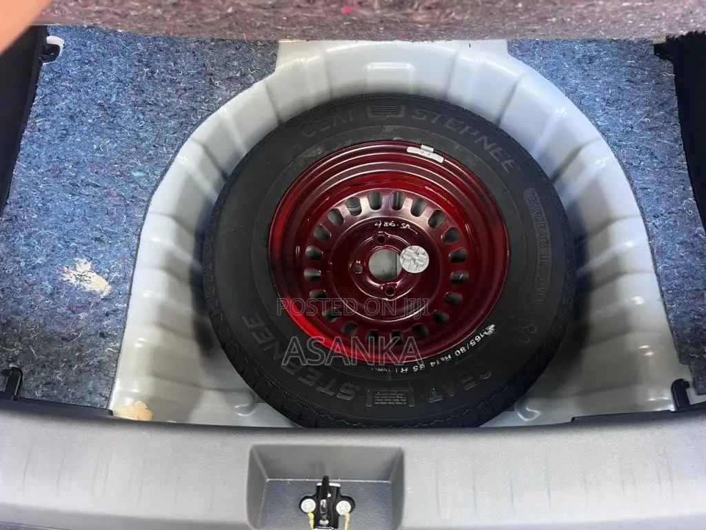 Nissan Magnite TEKNA PLUS EZ-SHIFT 2025 SUV (Used)