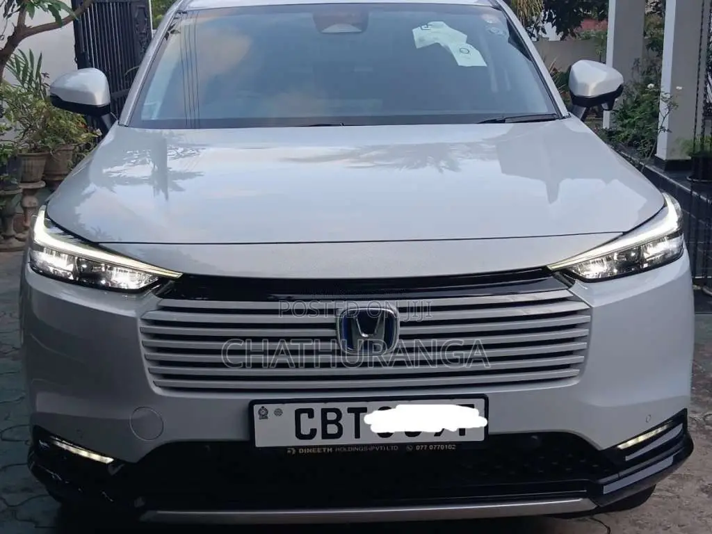Honda Vezel 2025 SUV (Used)