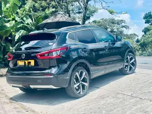 Nissan Qashqai 2018 SUV (Used)