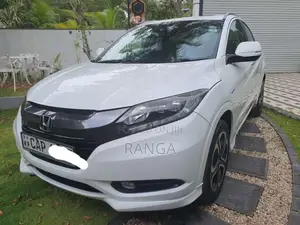 Honda Vezel 2016 SUV (Used)