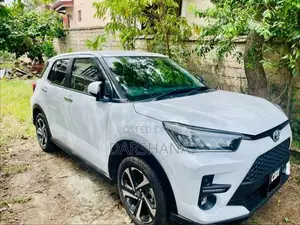 Toyota Raize 2025 SUV (Used)