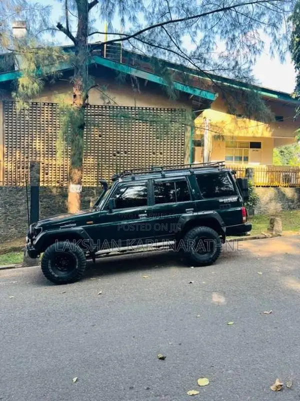 Toyota Land Cruiser Box Prado LJ78 1989 SUV (Used)