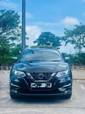 Nissan Qashqai 2018 SUV (Used)